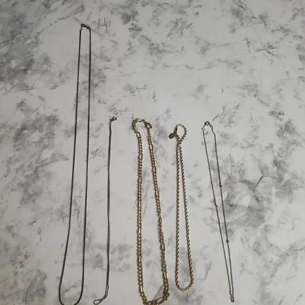 ‎Vintage Necklace Chains Bundle